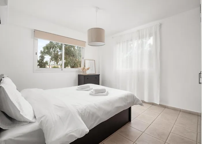 Downtown Stadium 3 Bedroom * Λάρνακα